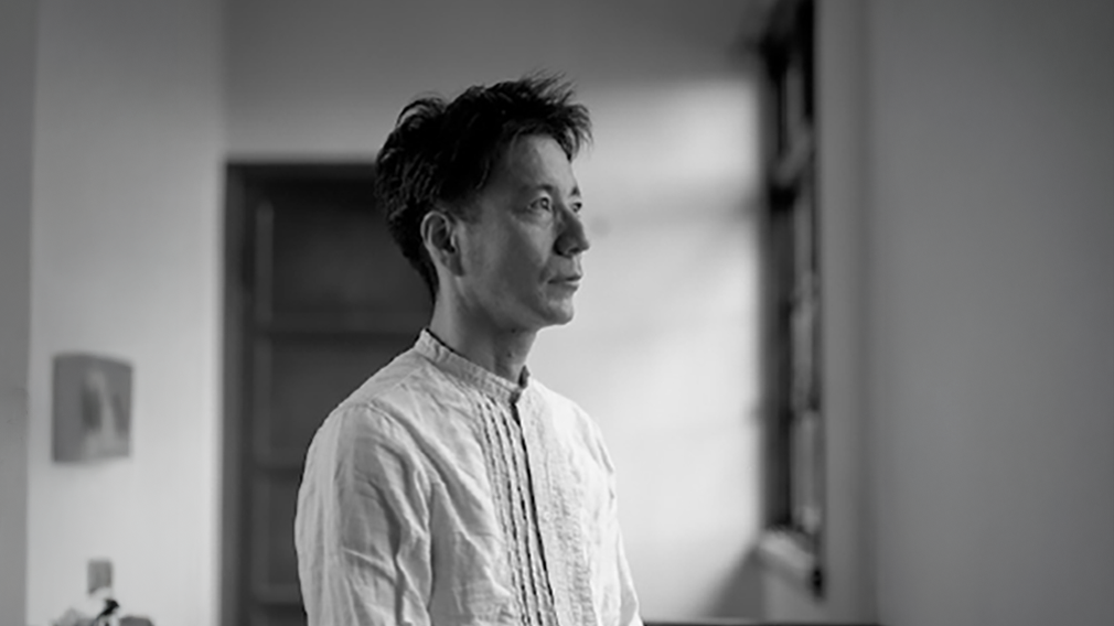 プロフィール