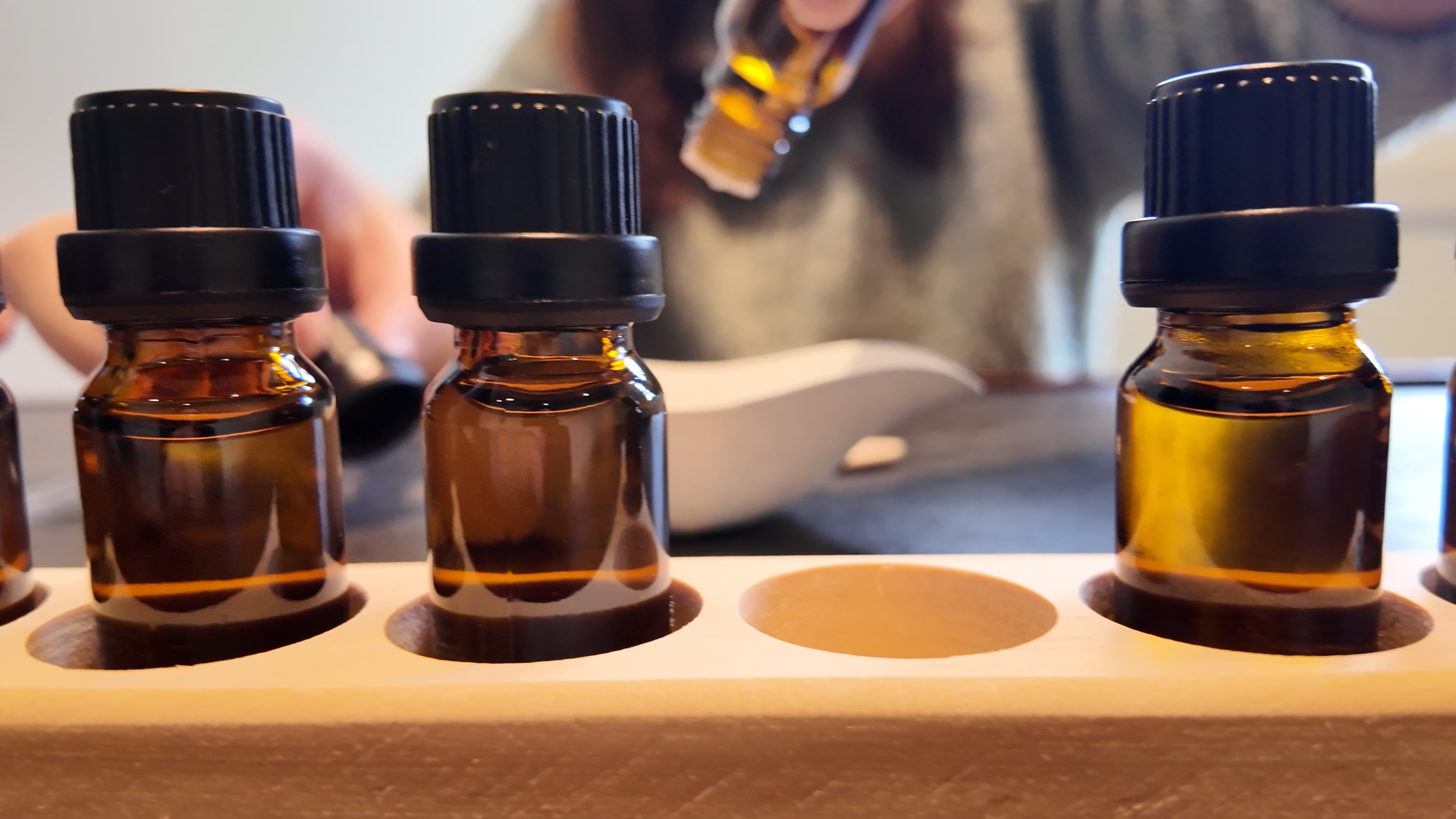 エッセンシャルオイル